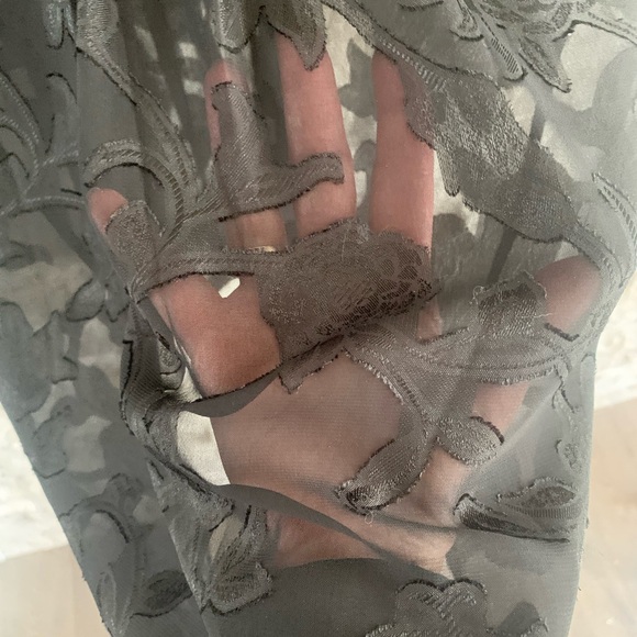 Daniel Rainn Flowy Black Blouse - Picture 4 of 6